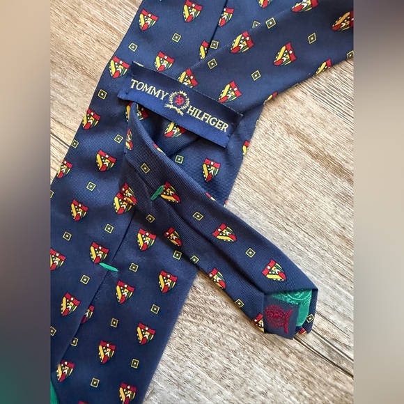 Tommy Hilfiger Dark Blue Tie with Red and Gold Accents - Picture 3 of 4